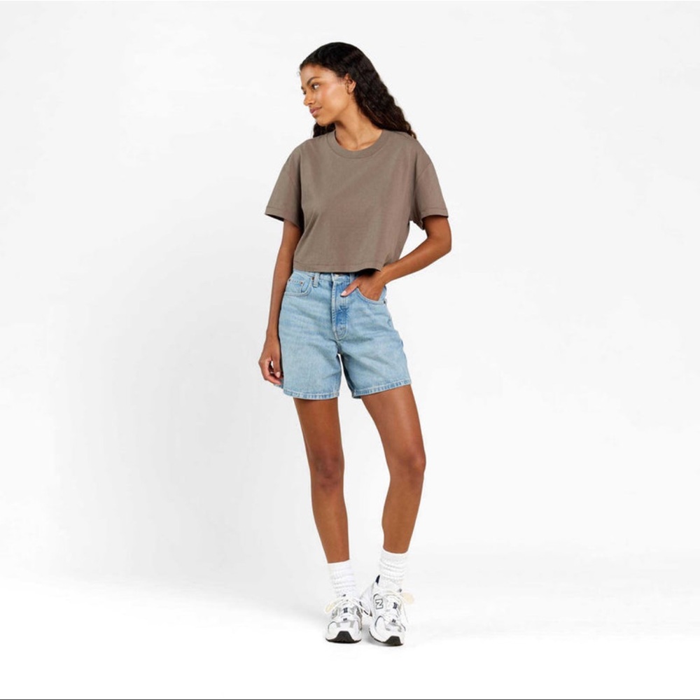 Nuuds Xl mocha cropped tee